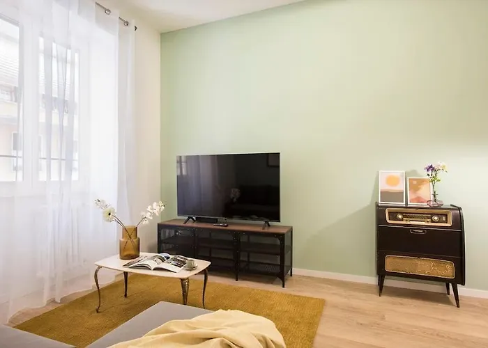 דירה 2bdr For 6 Guests - 100mt Subway B1 - 7 Fermate Dal Colosseo רומא