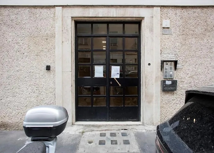 2bdr For 6 Guests - 100mt Subway B1 - 7 Fermate Dal Colosseo דירה רומא