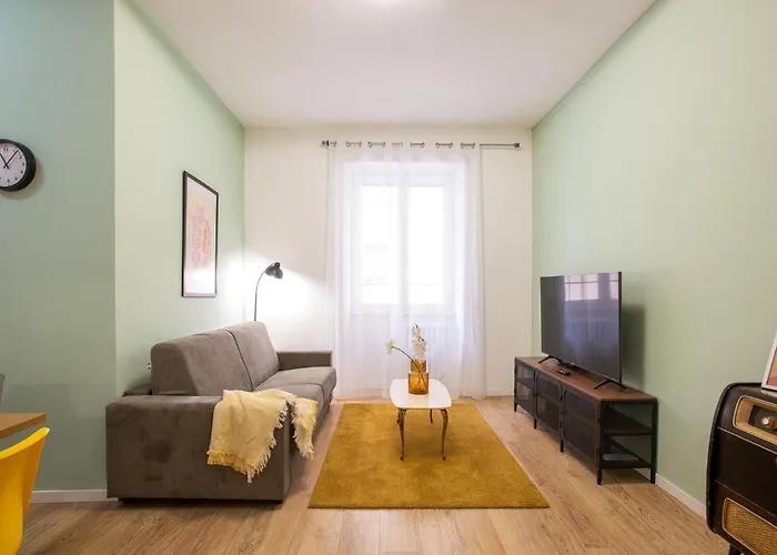דירה 2bdr For 6 Guests - 100mt Subway B1 - 7 Fermate Dal Colosseo רומא